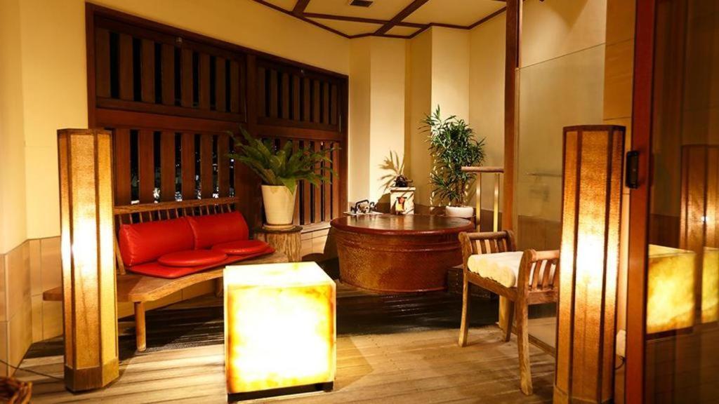 Tsukino Sumika Atami Juraku Hotel Екстер'єр фото